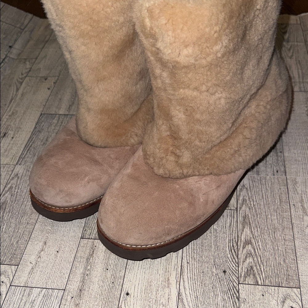 UGG Shearling Boots - Picture 5 of 6